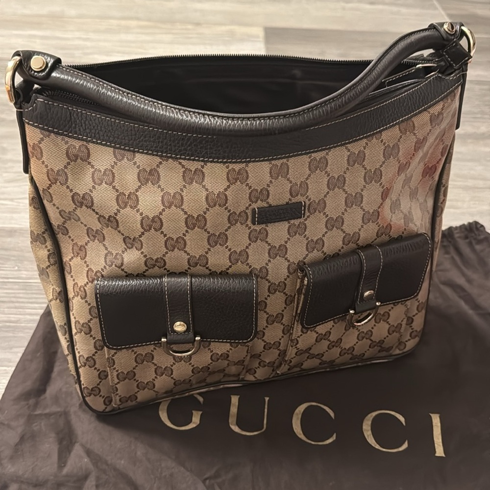 Gucci Handbag - Picture 11 of 15